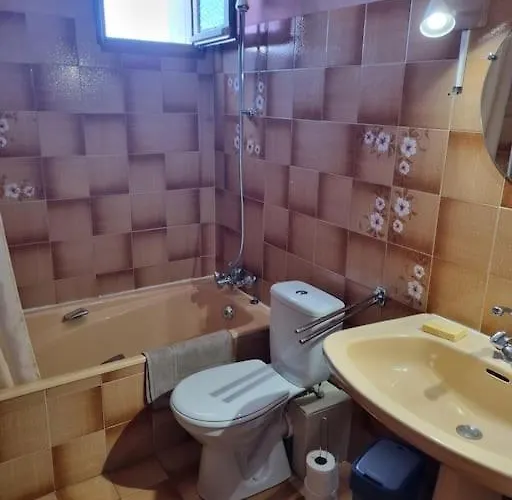 Agreable Maison Au Coeur De St Hilaire